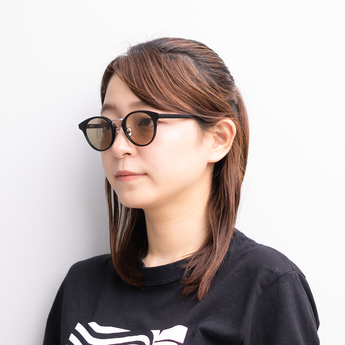 シャイニーブラック/シルバー/ブラウン