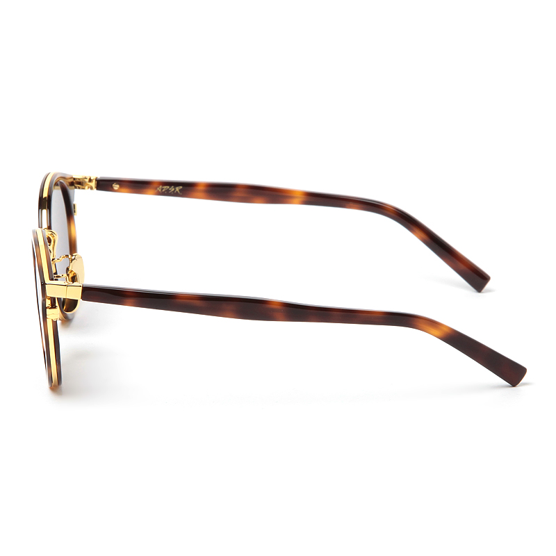 ハバナブラウン