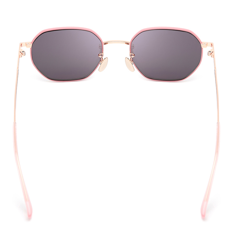 ピンクゴールド