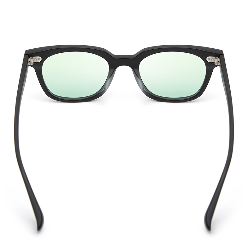 マットブラック/ライトグリーン