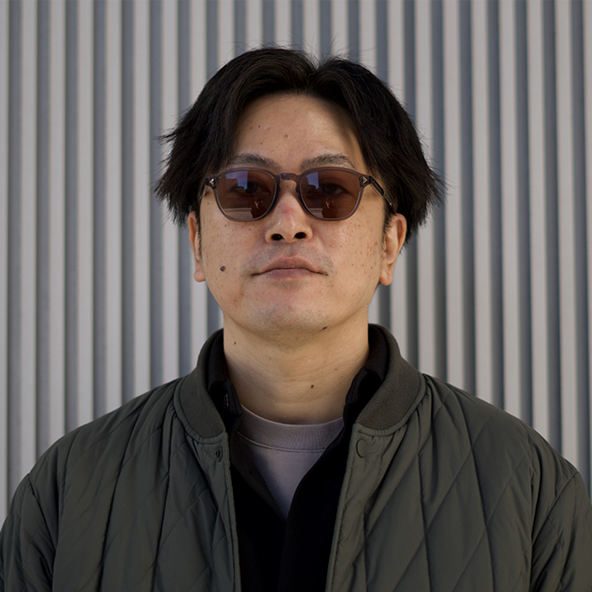 09MB クリアグレー