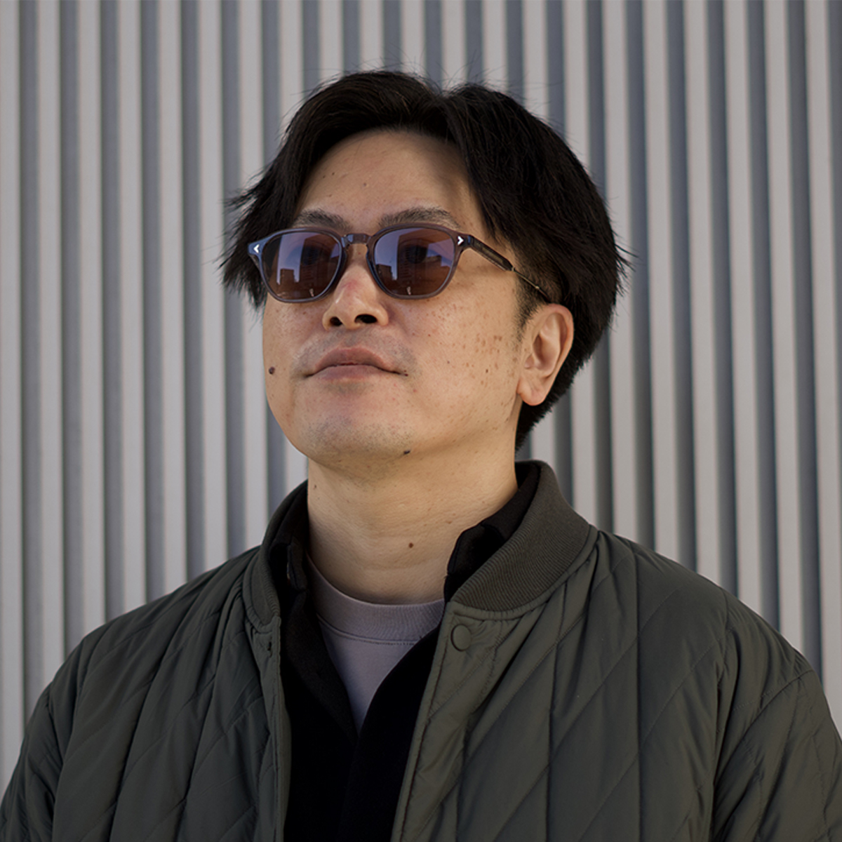 09MB クリアグレー