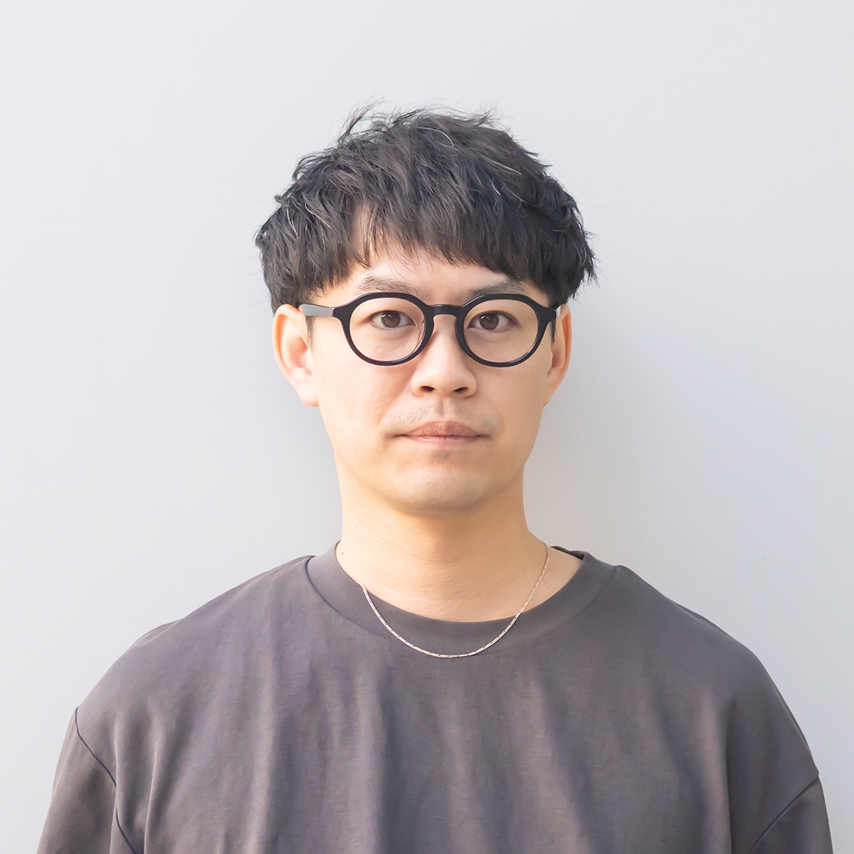ブラック 48
