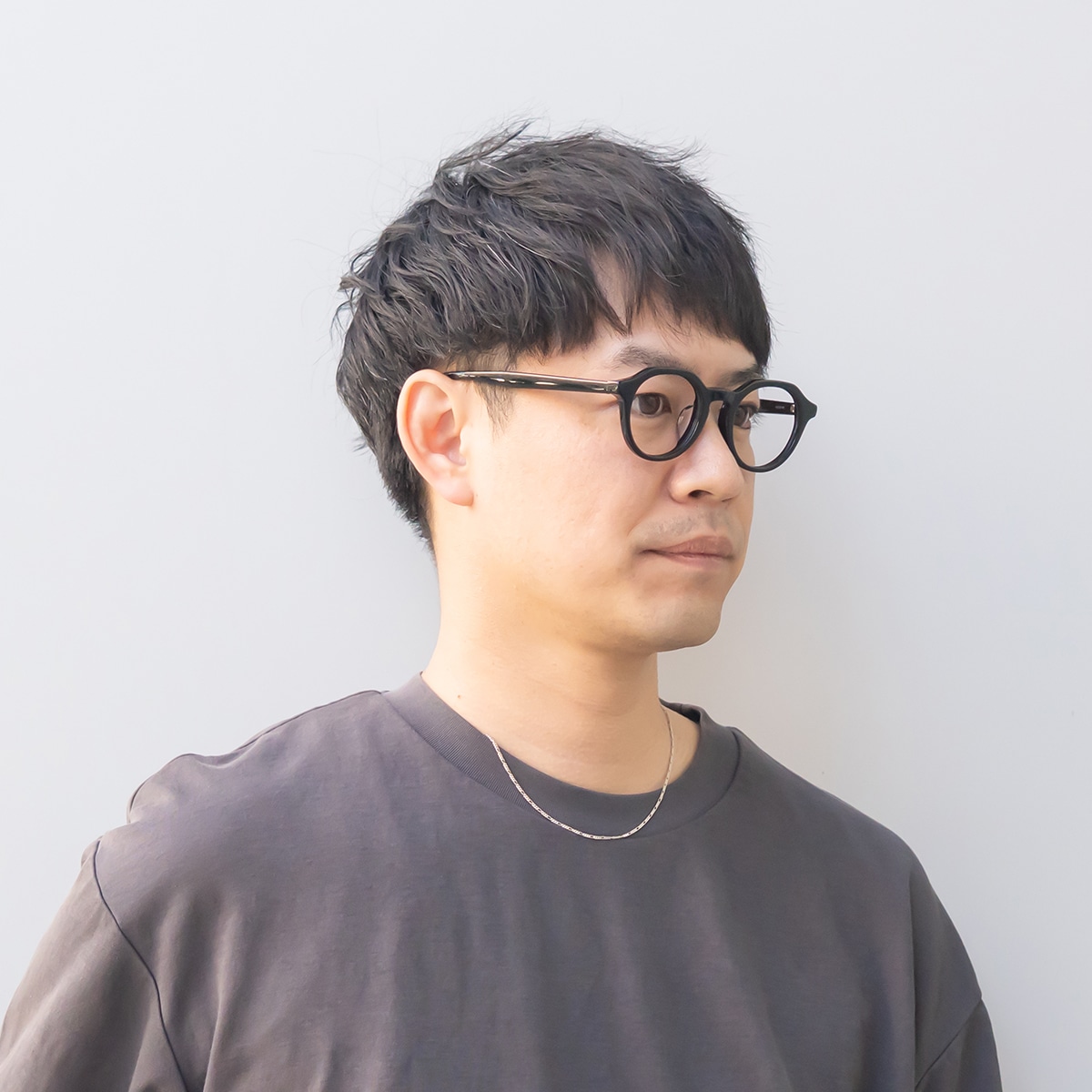 ブラック 48