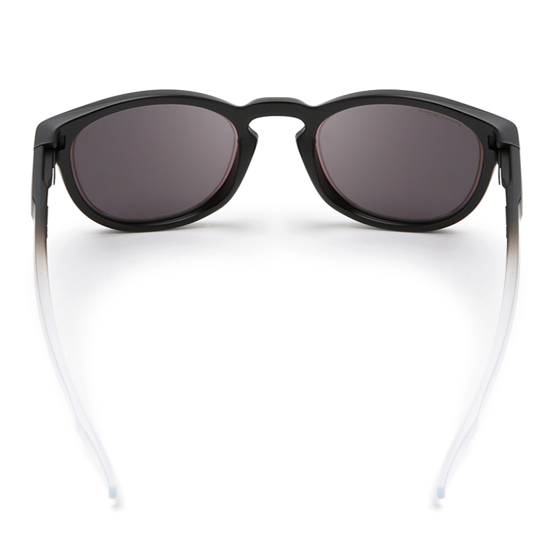 マットブラック