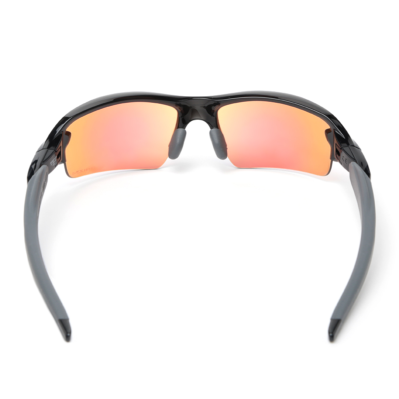 ポリッシュドブラック