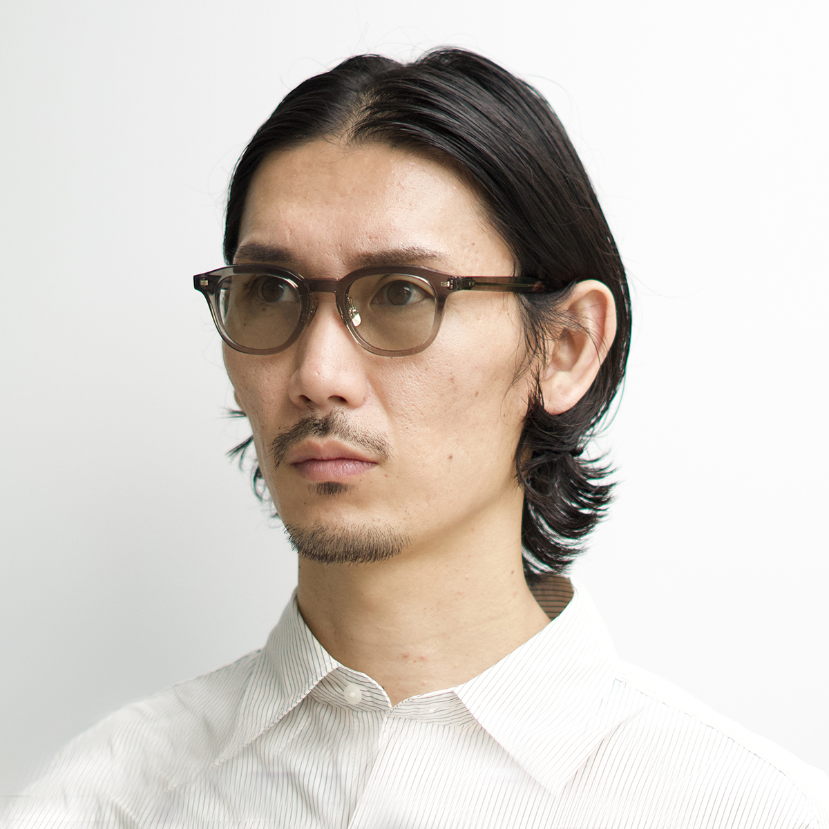 グレー (ライトグリーン)