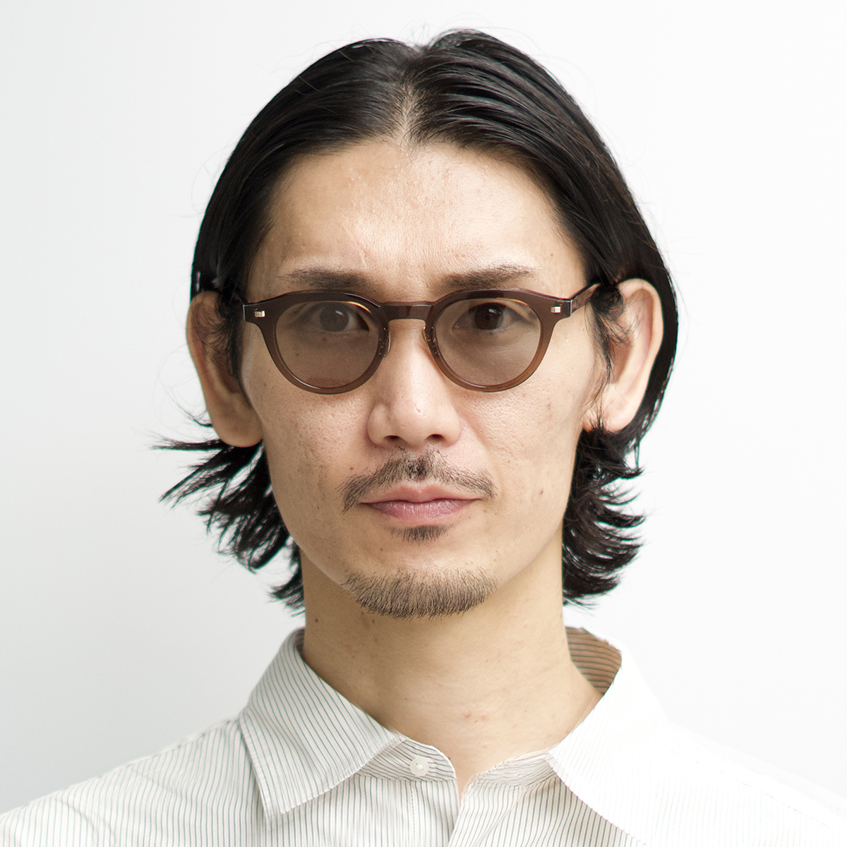 ブラウン (ライトグレー)