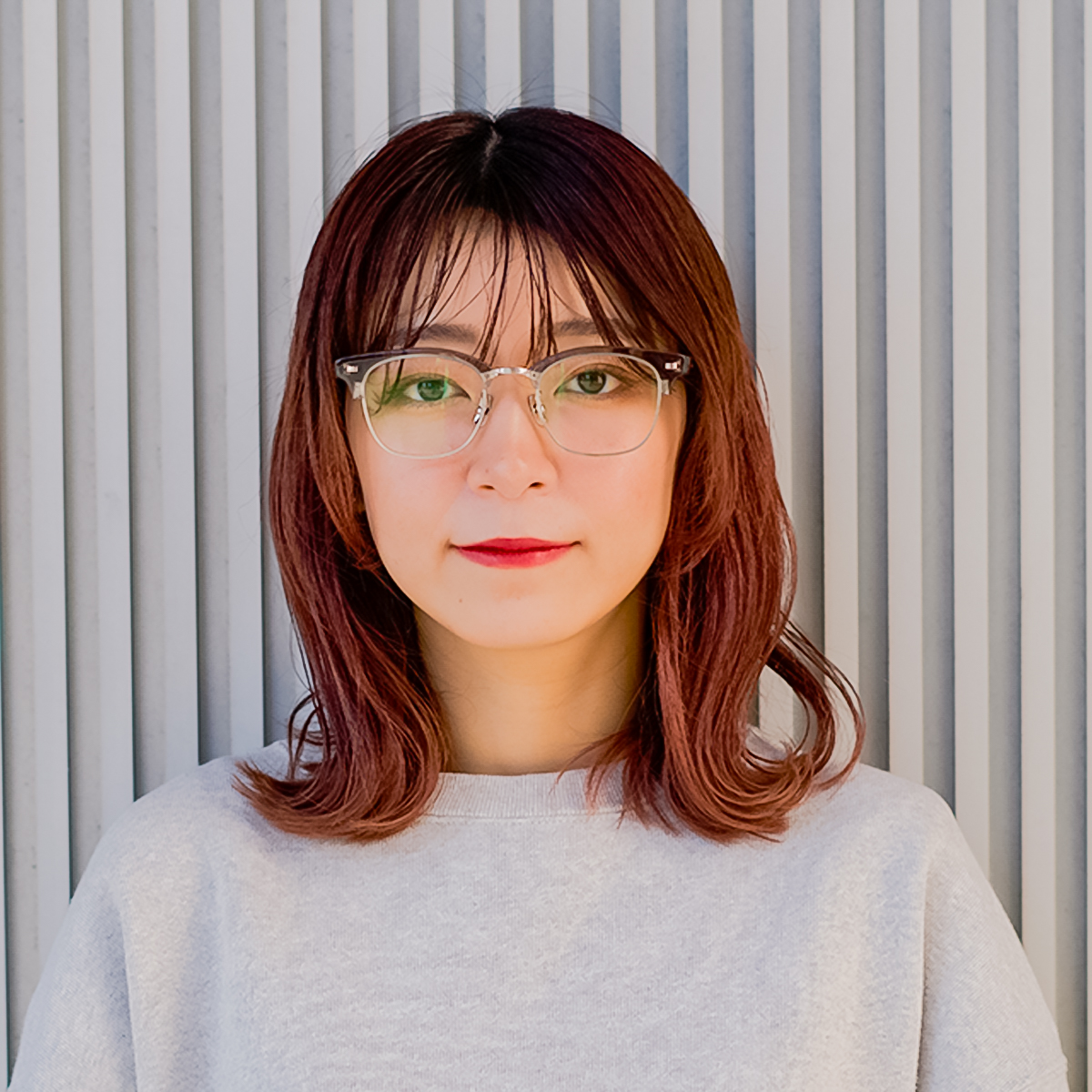 シルバー/グレー