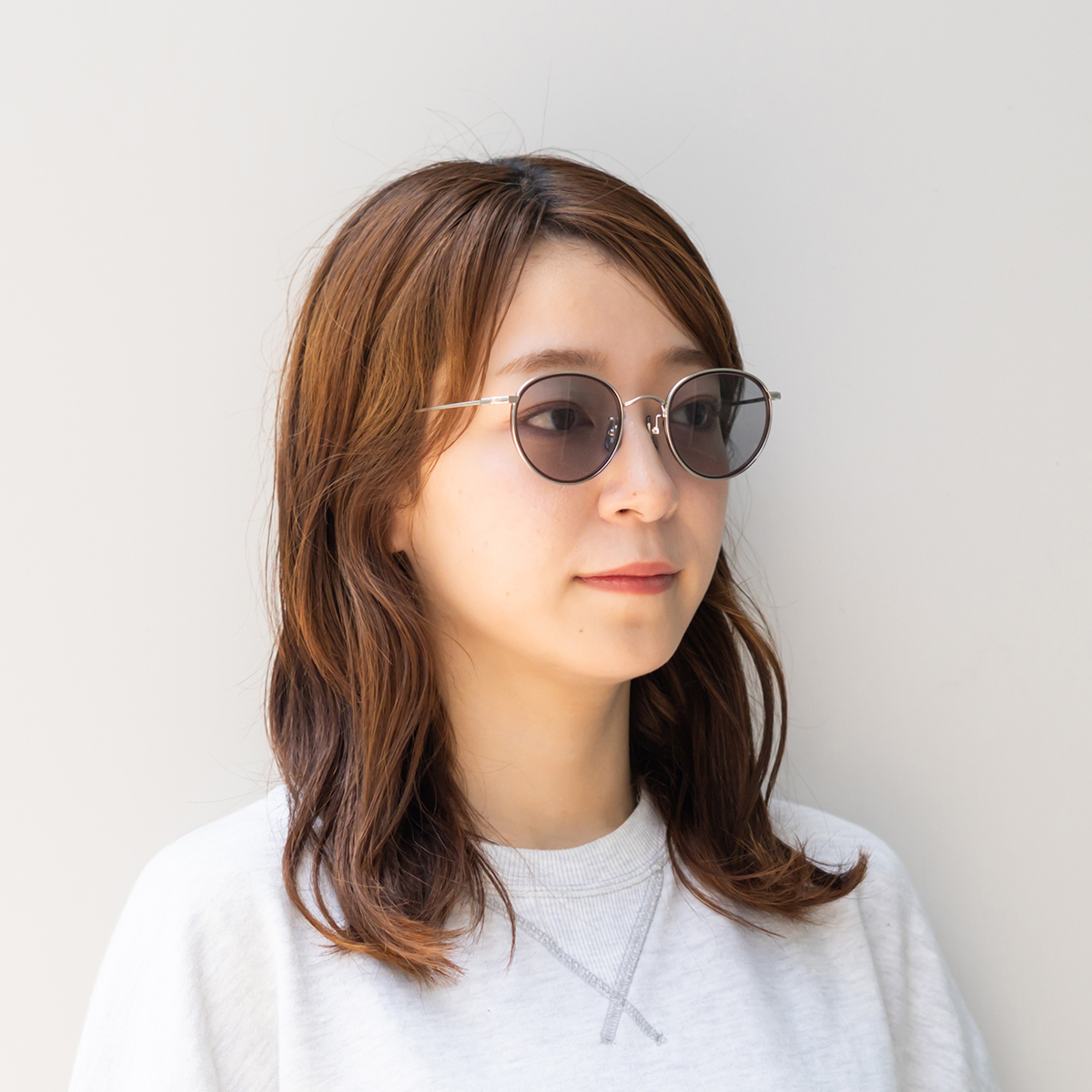 シルバーマット/ブラウン (ライトグレー)