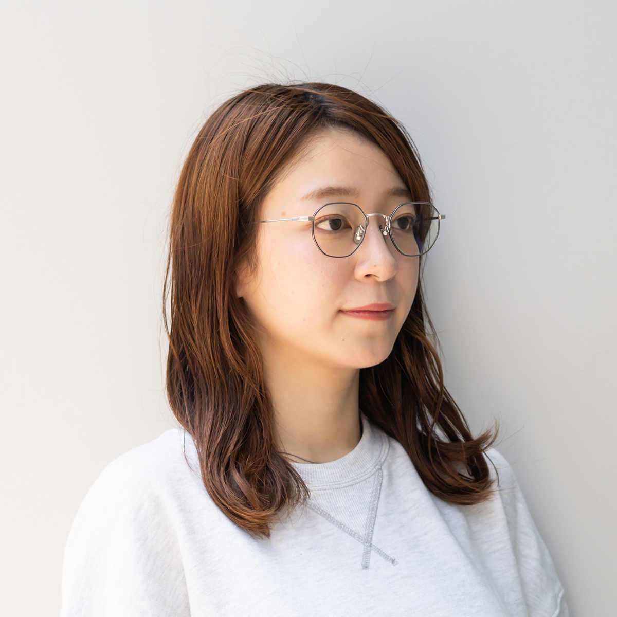 シルバーマット/グレー 48