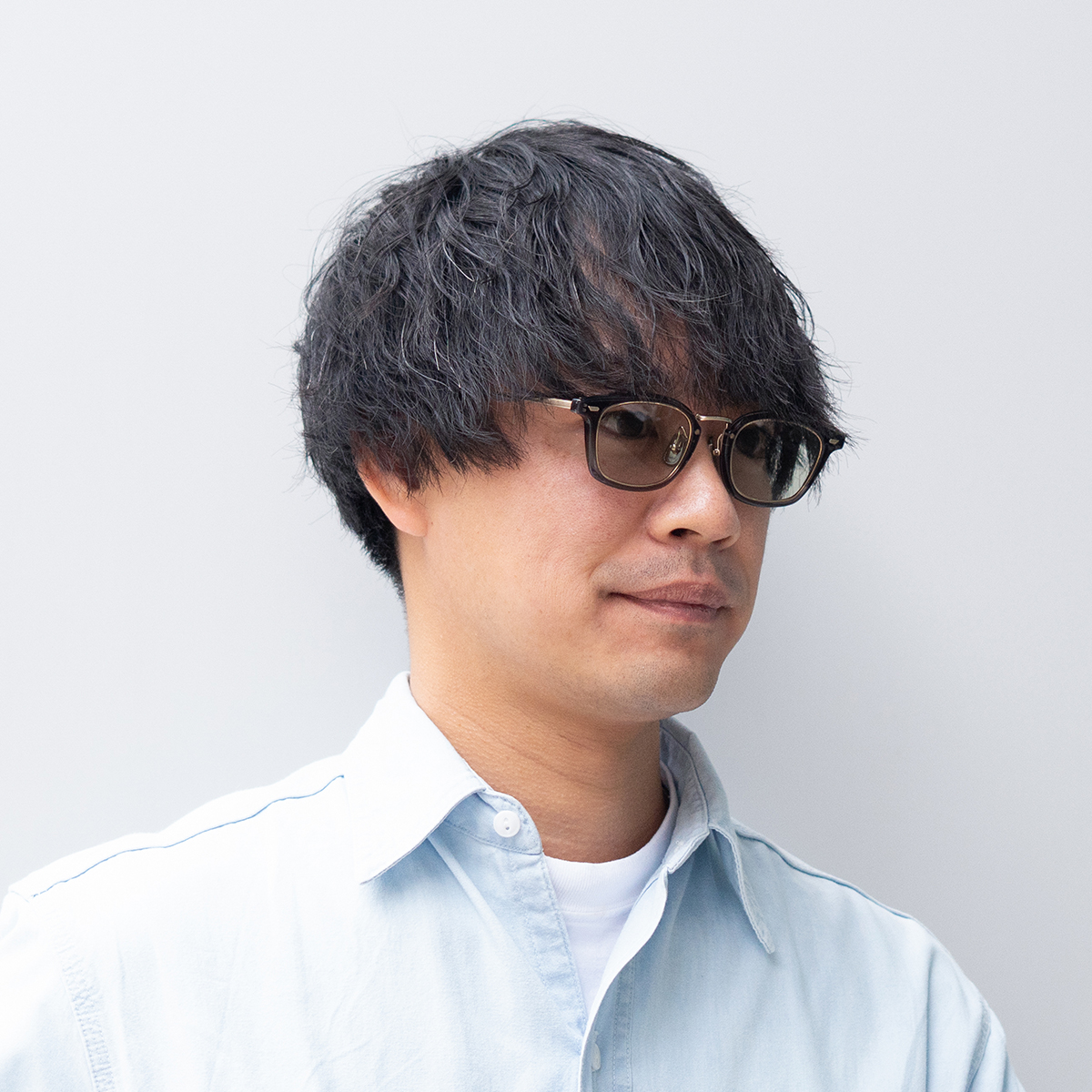 グレー/ホワイトゴールドマット(ライトグリーン)47