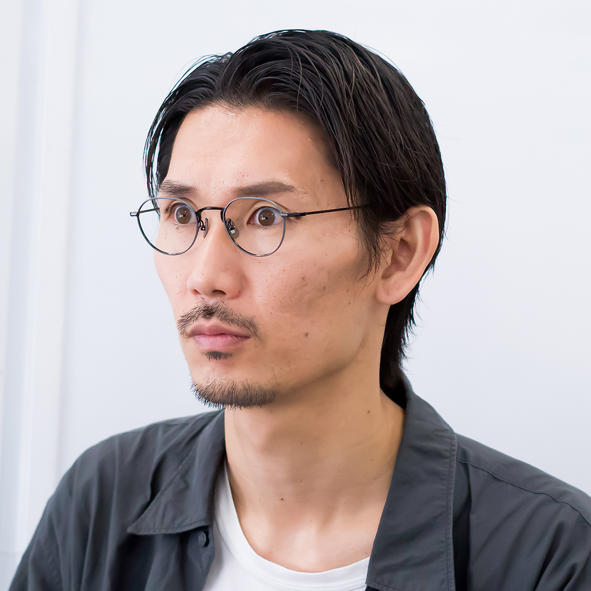 ブラックマット/グレー 48