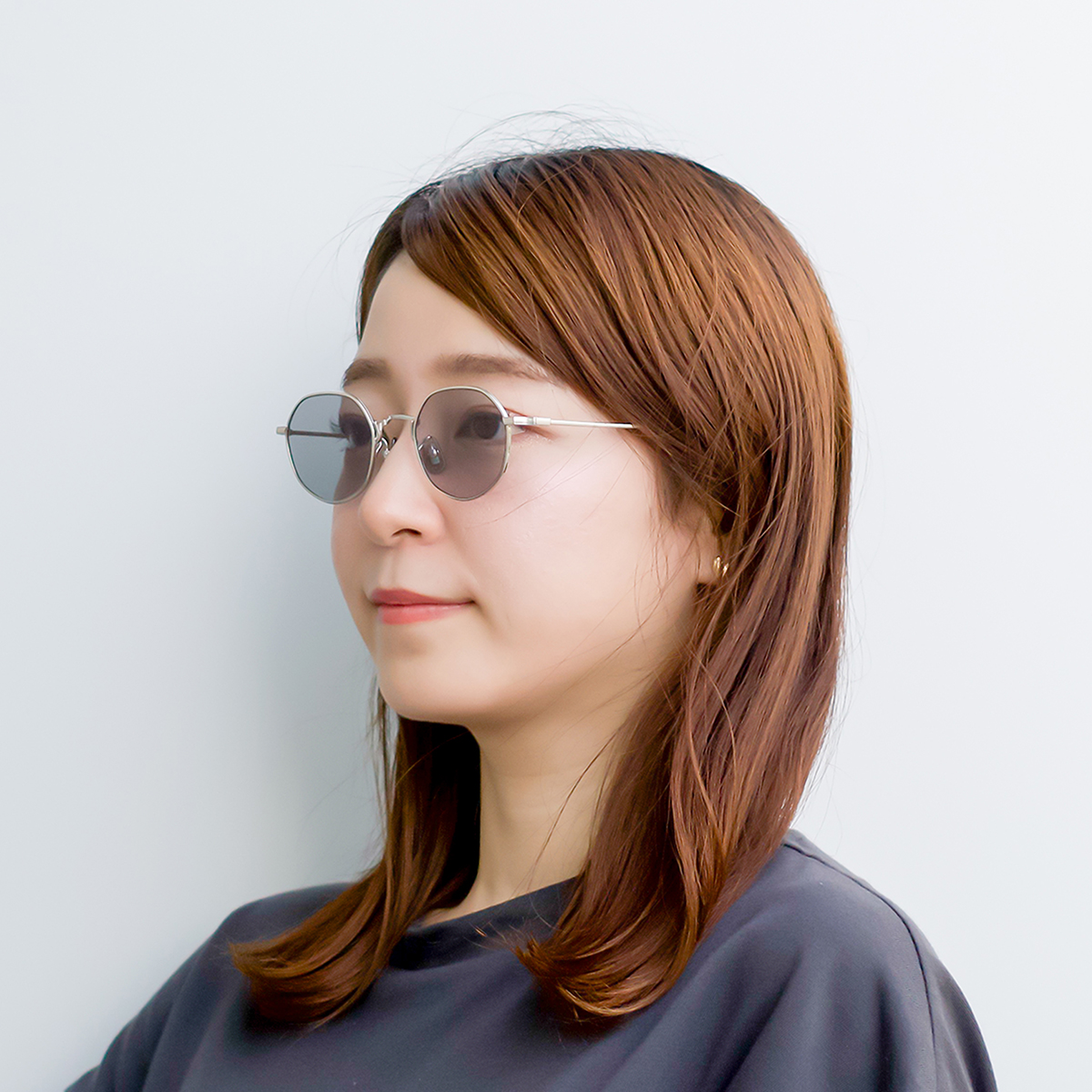 シルバーマット (ライトグレー)