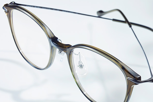 軽~いメガネでストレスフリーな掛け心地　PARIS MIKI micro titan（ミクロチタン）