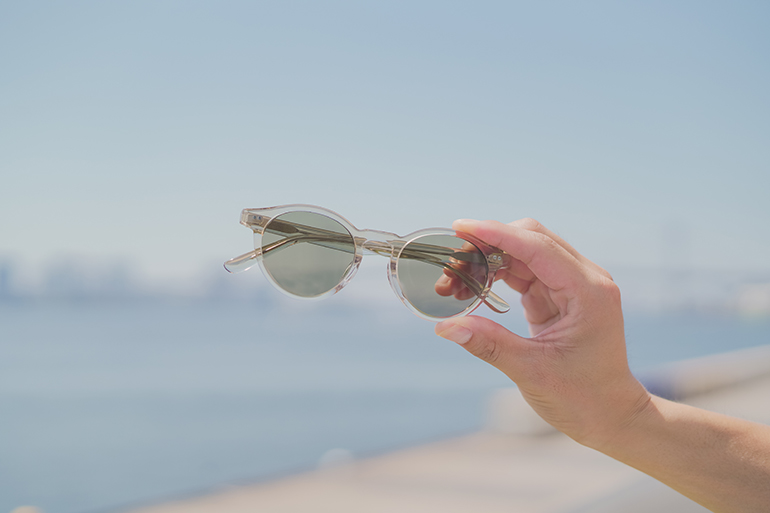 【実は挑戦しやすい！】クリアフレームサングラス特集