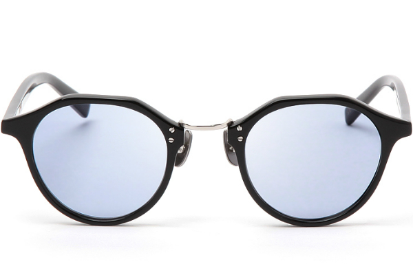 【要チェック】人気のライトカラーサングラスに注目！