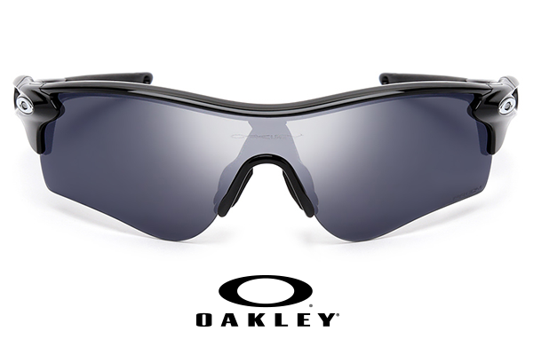 【オークリーのサングラス】快適で高機能! 普段使いに