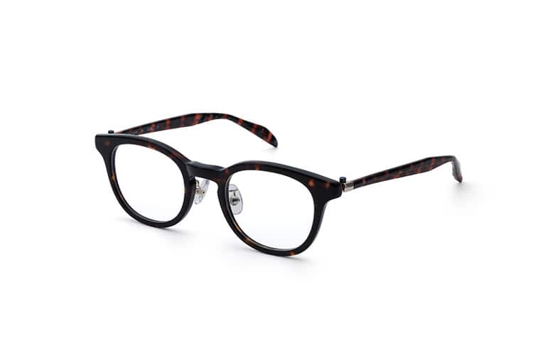 by eye licht(リヒト)