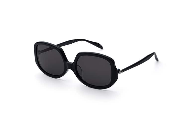 by eye luz(ルース)