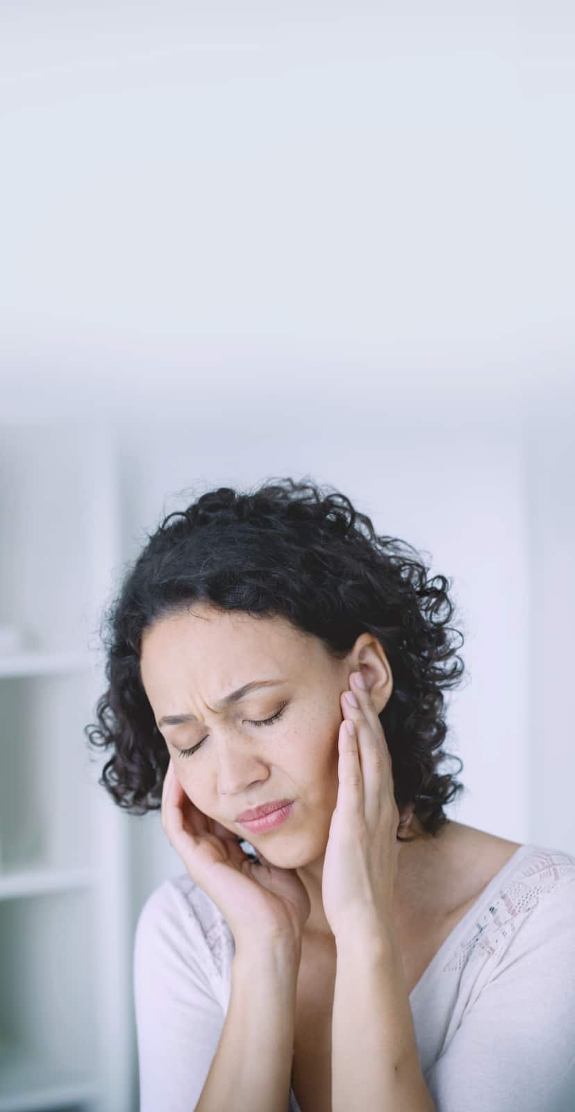 オーティコンインテント補聴器試聴体験キービジュアル