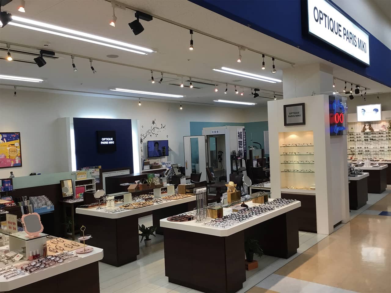 イズミヤ紀伊川辺店