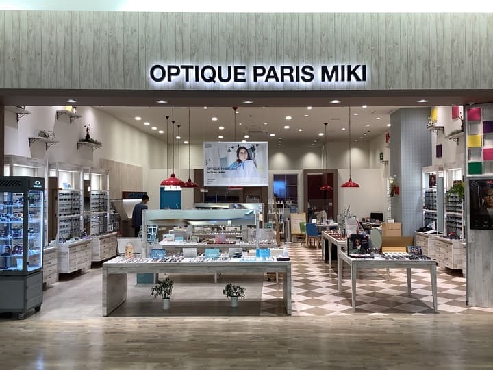 イオンモールかほく店